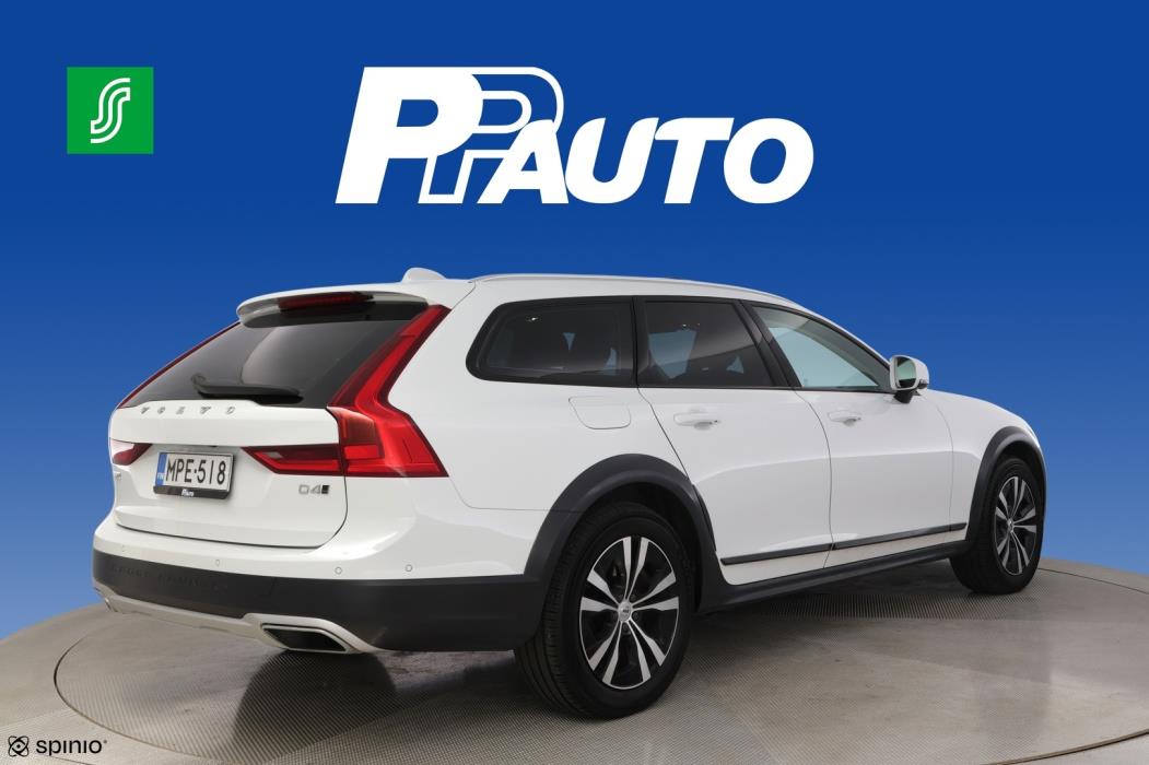 VOLVO V90 Cross Country 2020