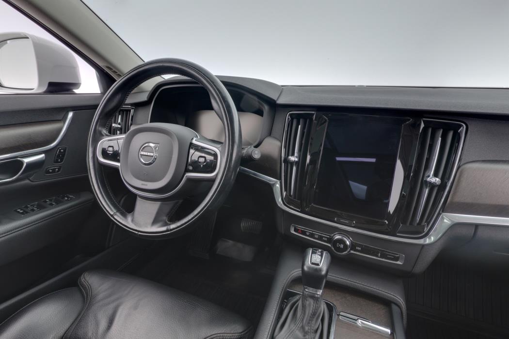 VOLVO V90 Cross Country 2020