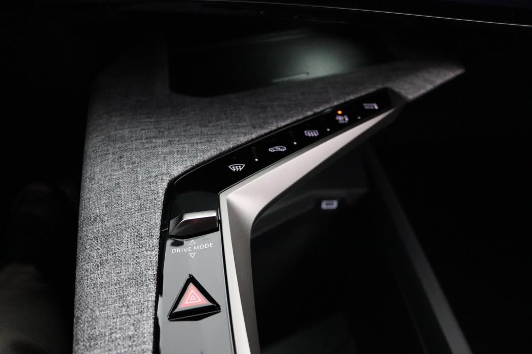 PEUGEOT 5008 2026