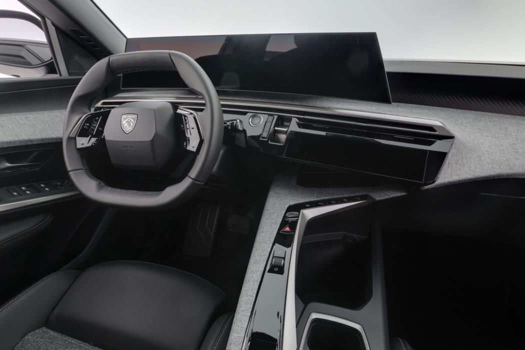 PEUGEOT 5008 2026
