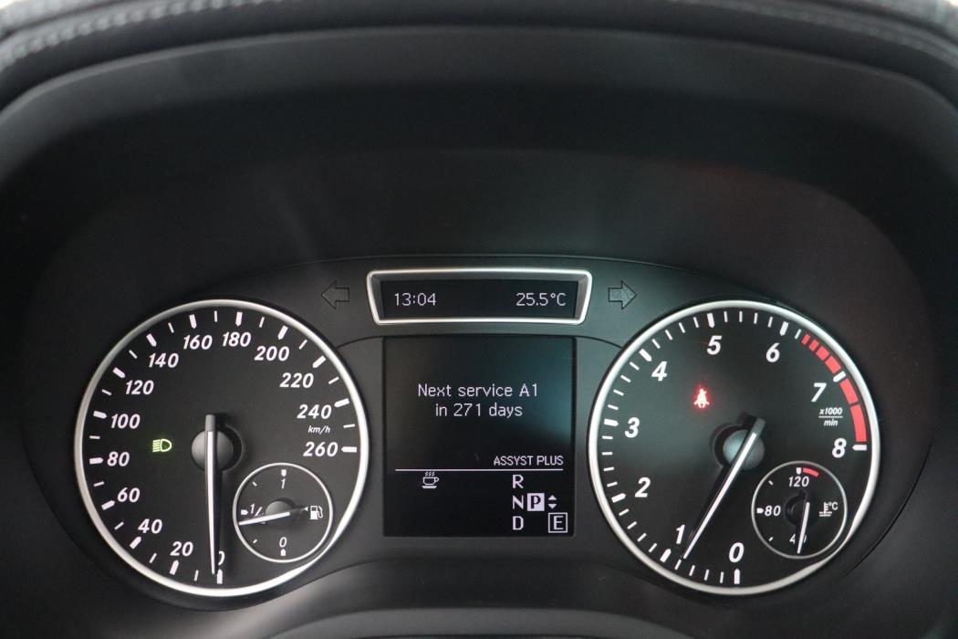 MERCEDES-BENZ B 2012