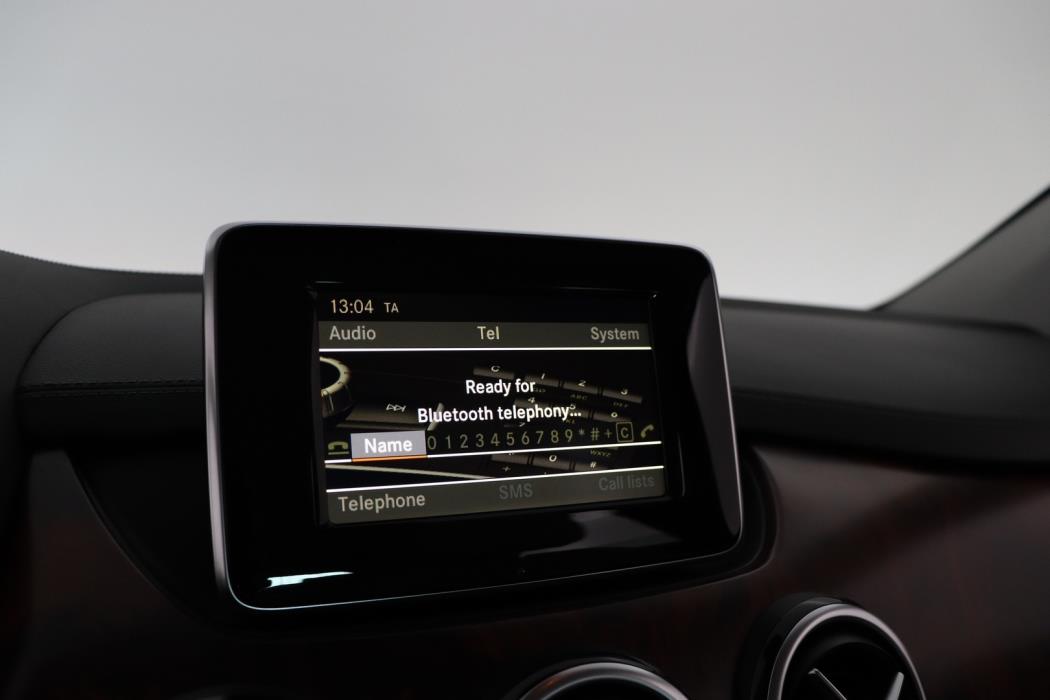 MERCEDES-BENZ B 2012