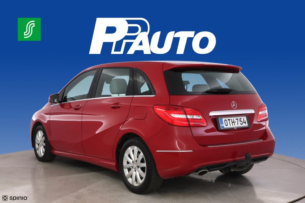 MERCEDES-BENZ B 2012
