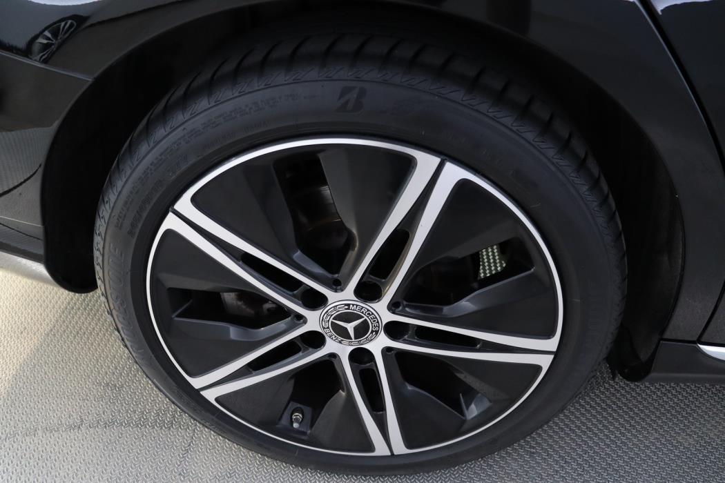 MERCEDES-BENZ C 2020