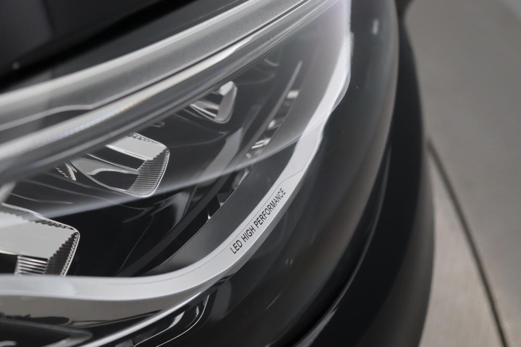 MERCEDES-BENZ C 2020
