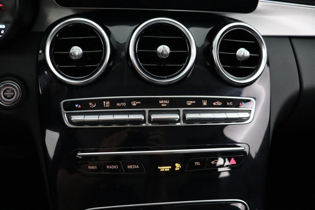 MERCEDES-BENZ C 2020