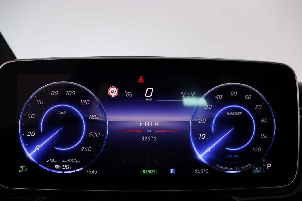 MERCEDES-BENZ EQE 2024