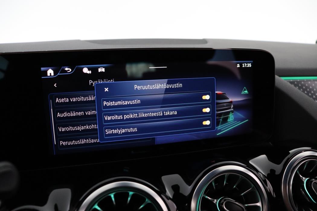 MERCEDES-BENZ EQA 2024
