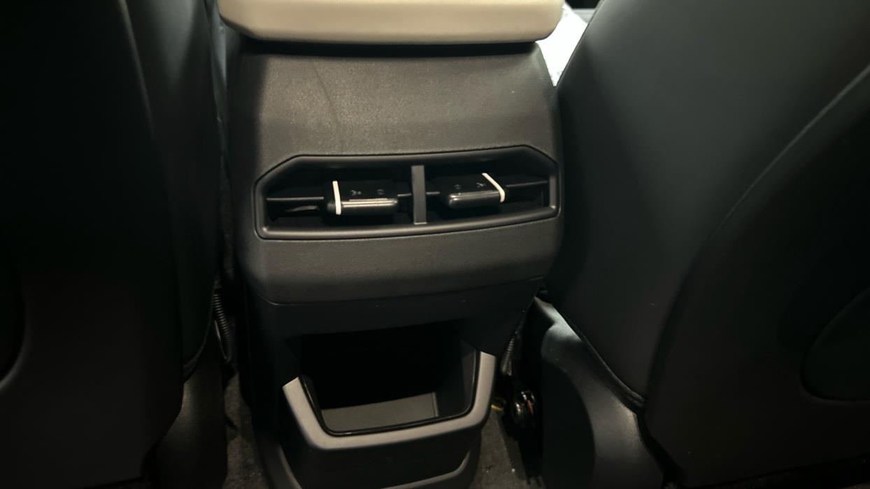 KIA EV4 2026