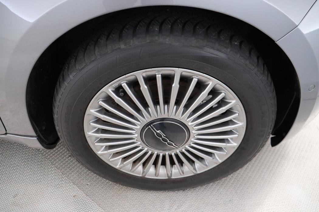 FIAT 500e 2023
