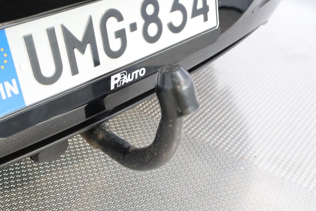 HYUNDAI i30 5d 2015