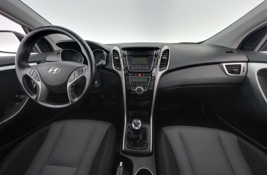 HYUNDAI i30 5d 2015