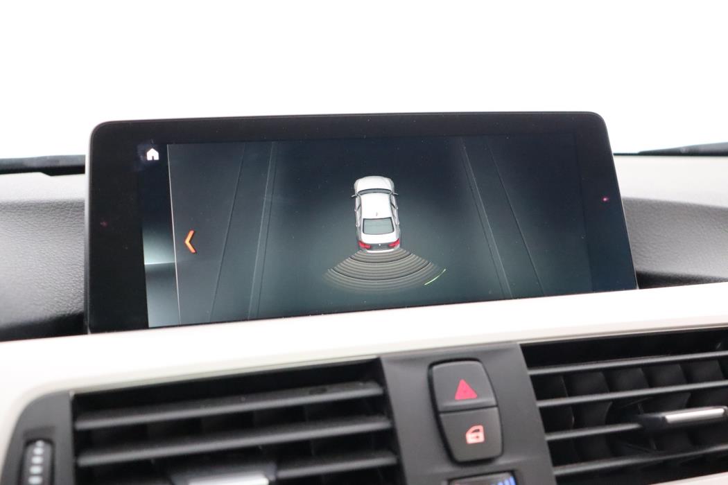 BMW 320 2018