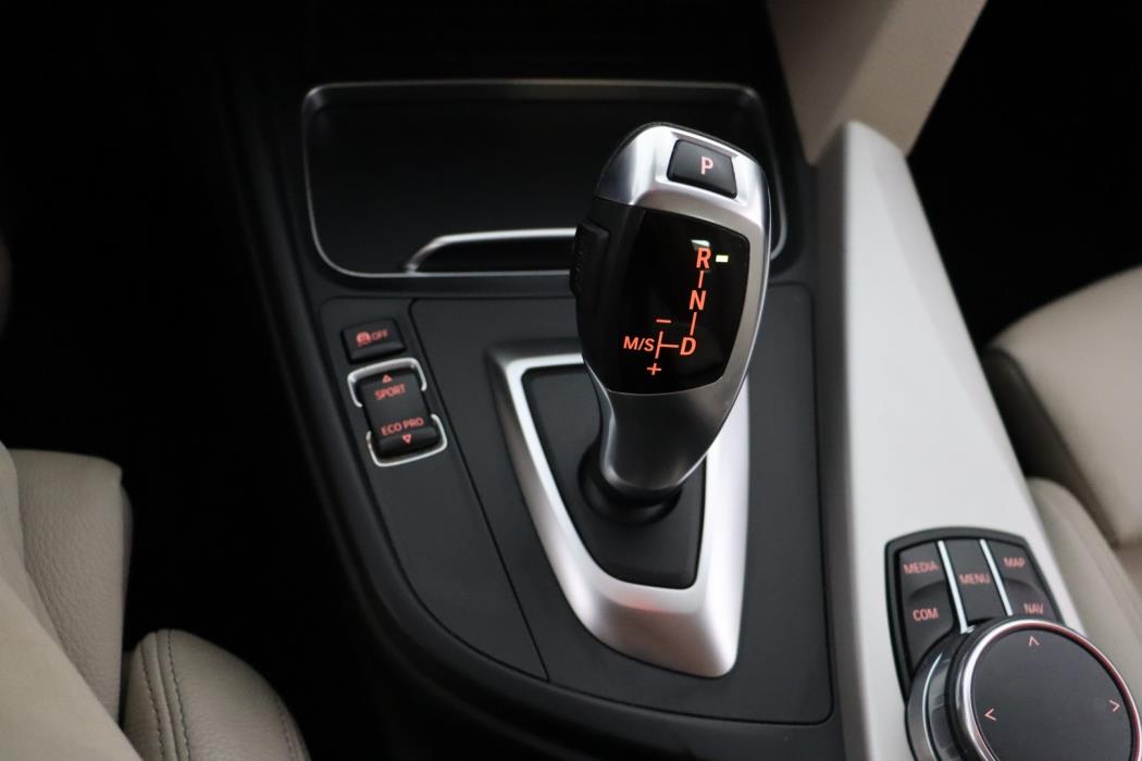 BMW 320 2018