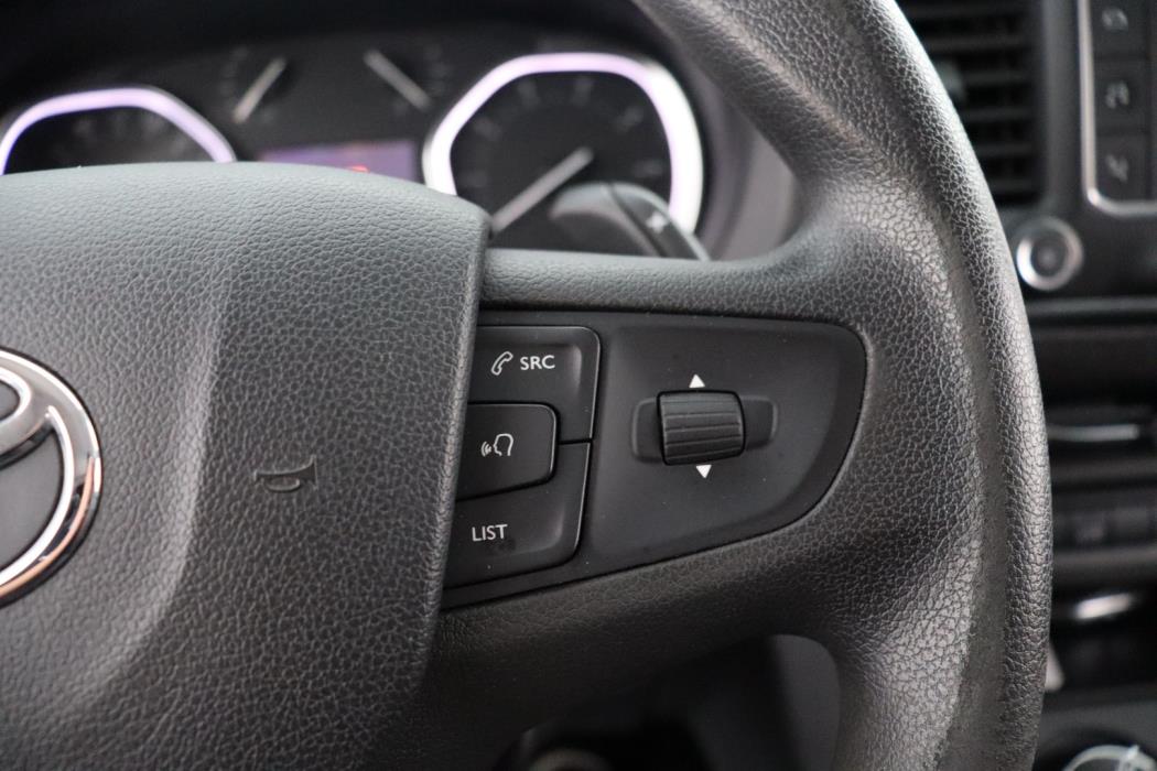 TOYOTA Proace 2017