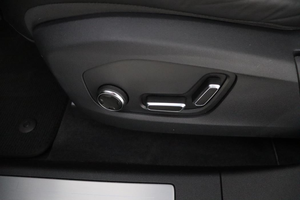 POLESTAR 4 2025