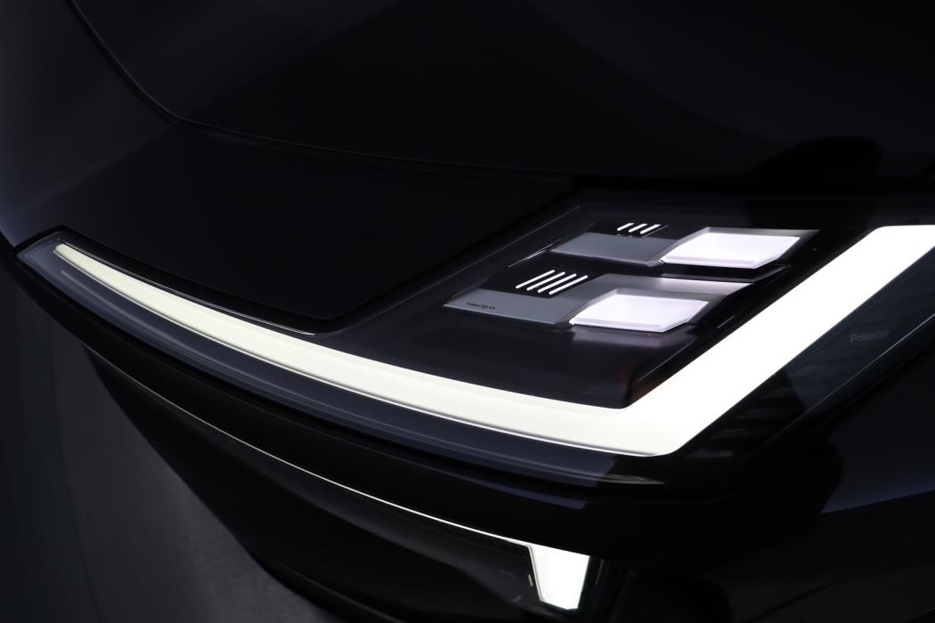 POLESTAR 4 2025