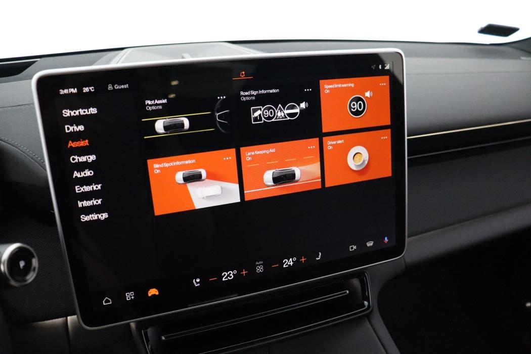 POLESTAR 4 2025