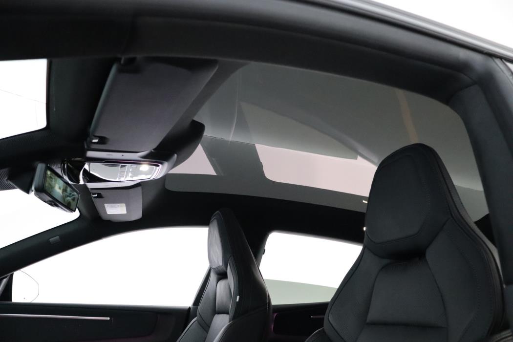 POLESTAR 4 2025