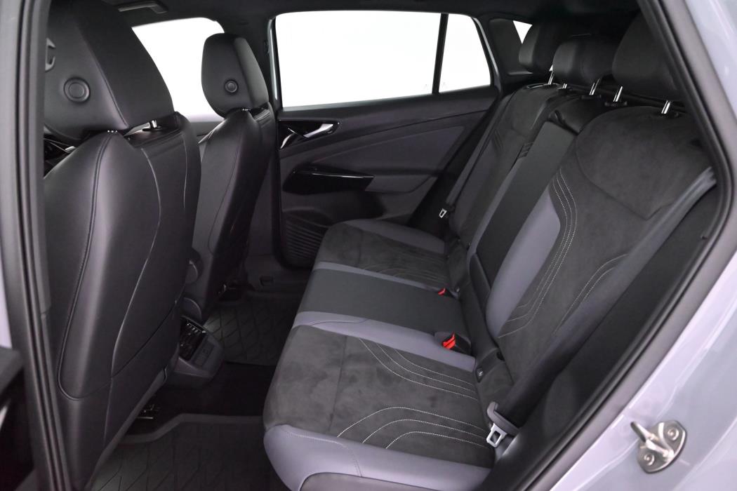 VOLKSWAGEN ID.4 2025