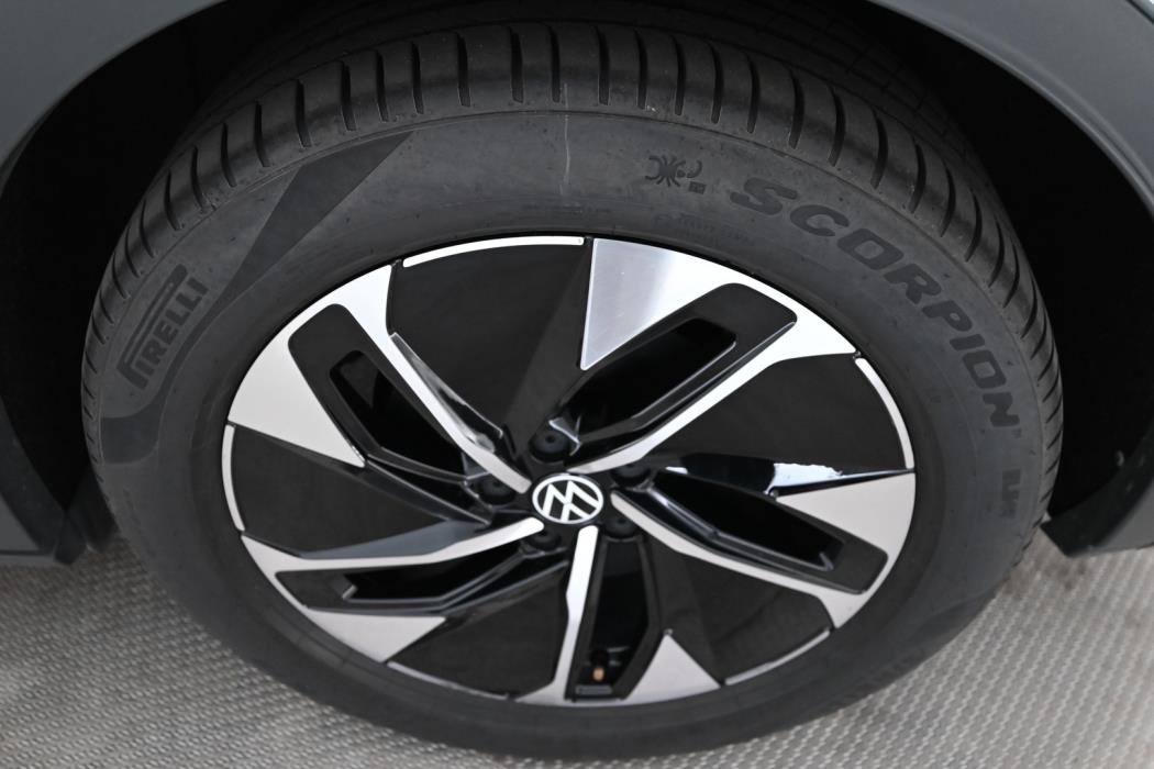 VOLKSWAGEN ID.4 2025