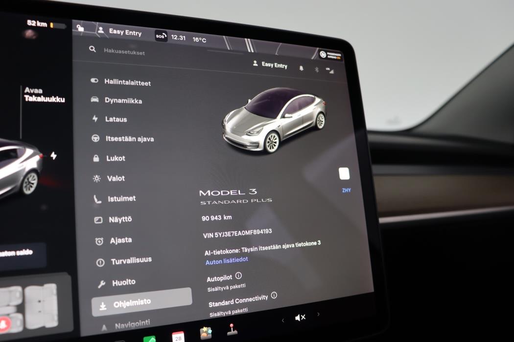 TESLA Model 3 2021