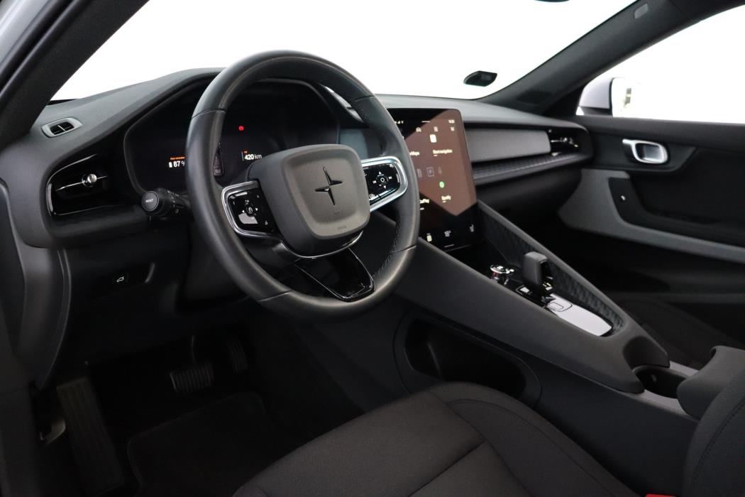 POLESTAR 2 2024