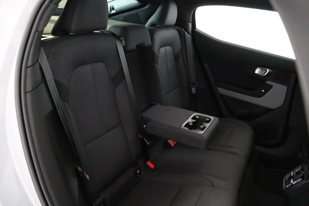 POLESTAR 2 2024