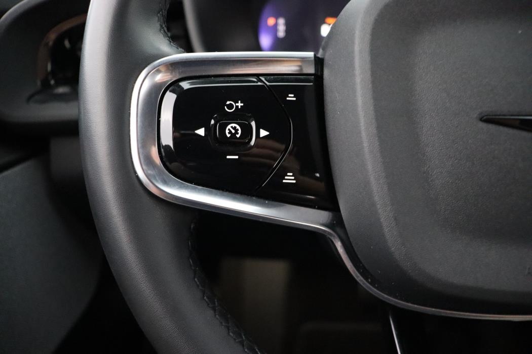 POLESTAR 2 2024