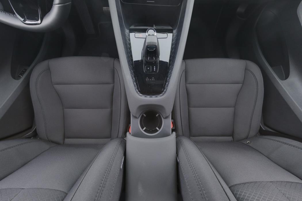 POLESTAR 2 2024