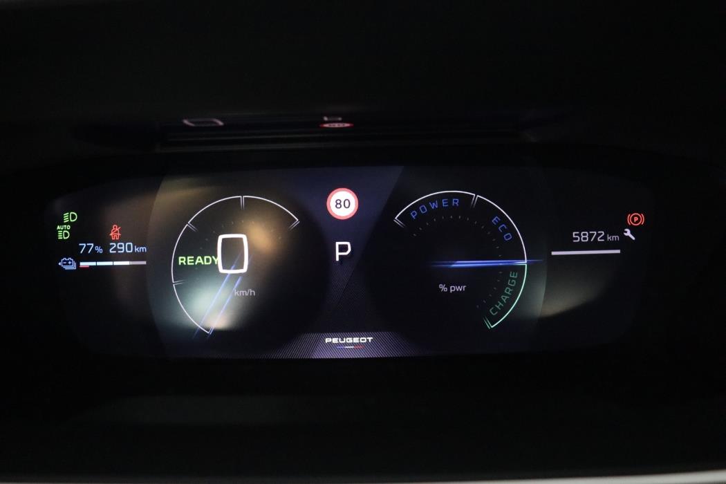 PEUGEOT e-208 2025