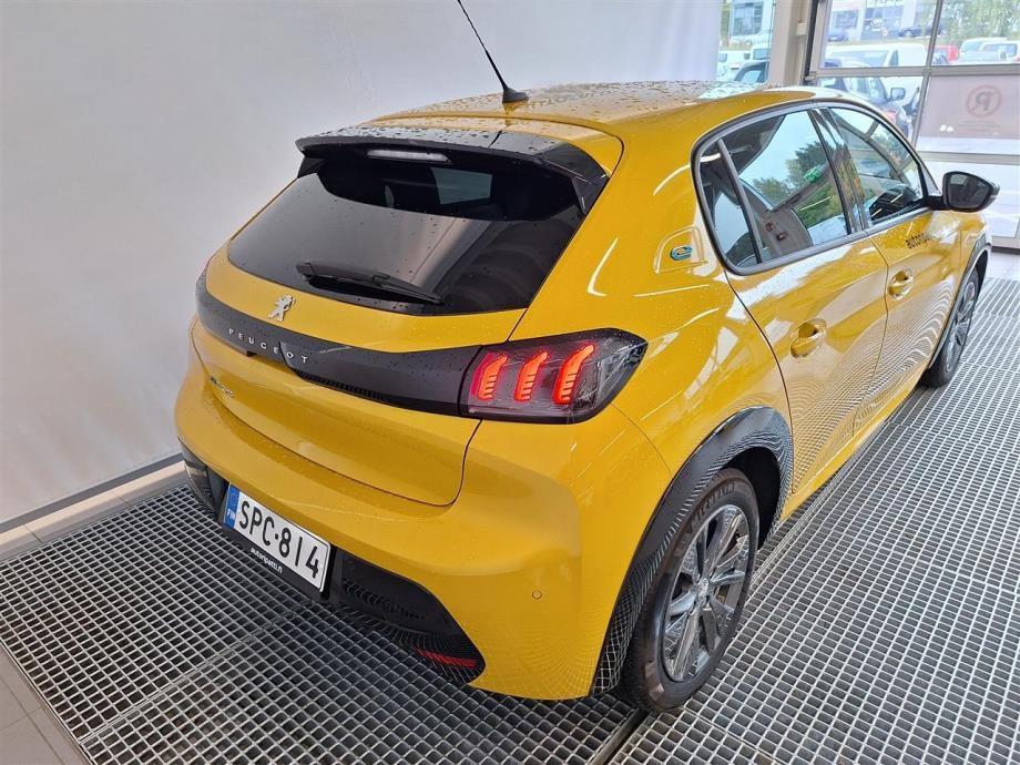 PEUGEOT e-208 2023