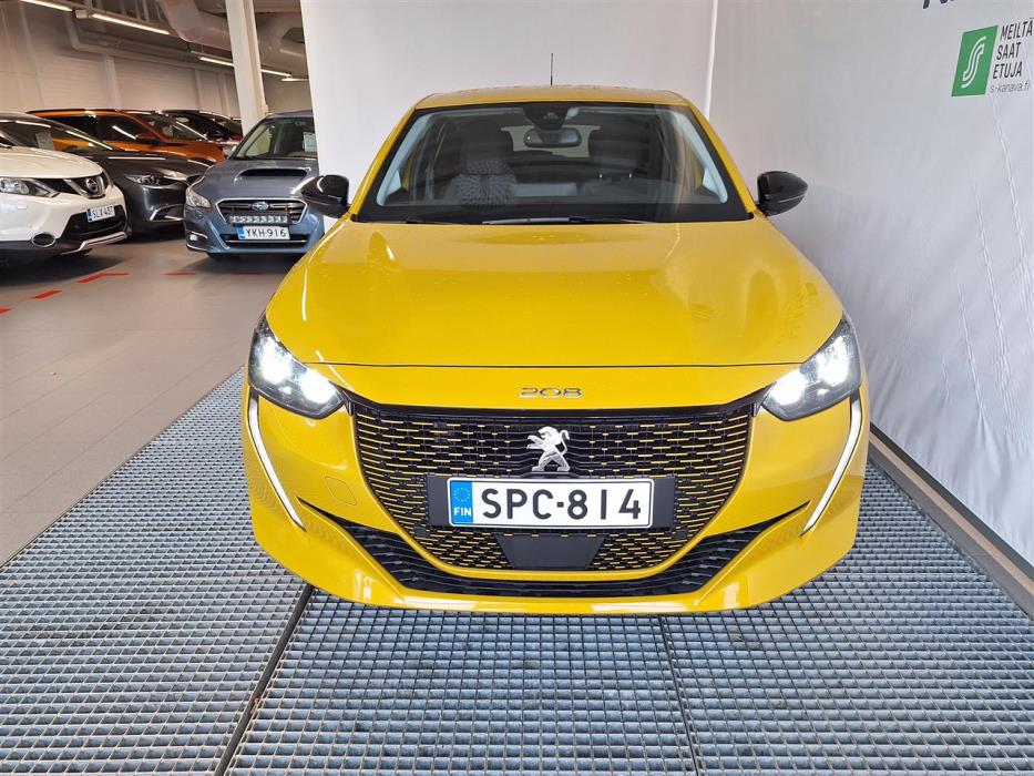 PEUGEOT e-208 2023