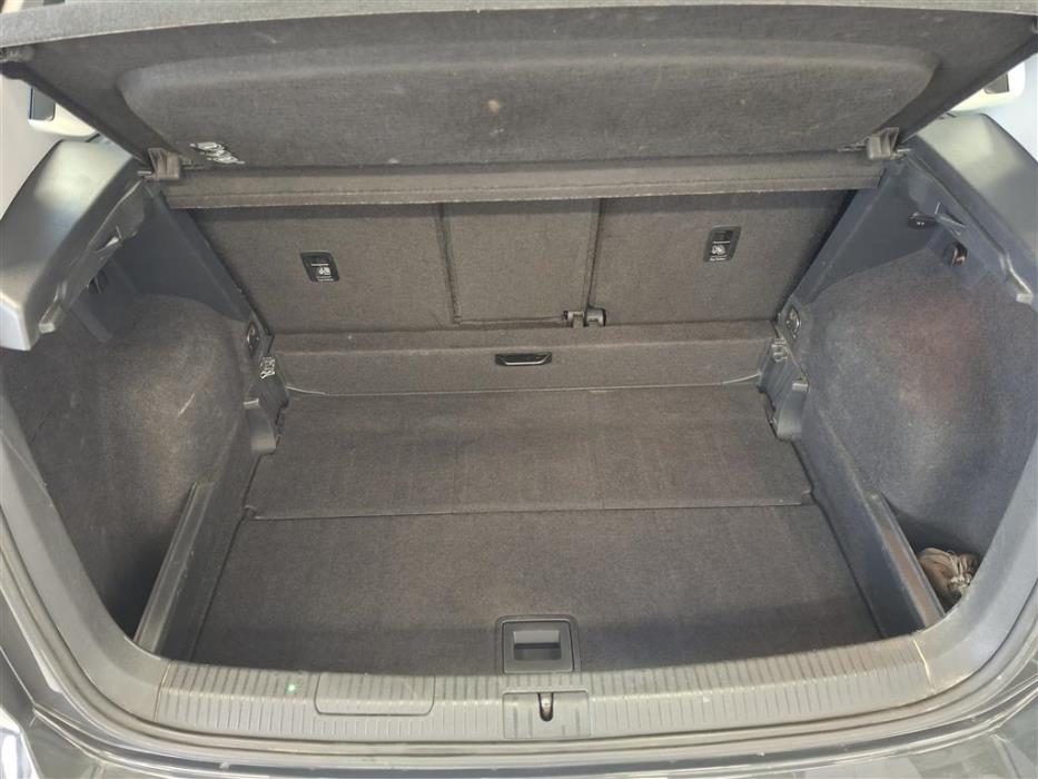 VOLKSWAGEN Golf Sportsvan 2015