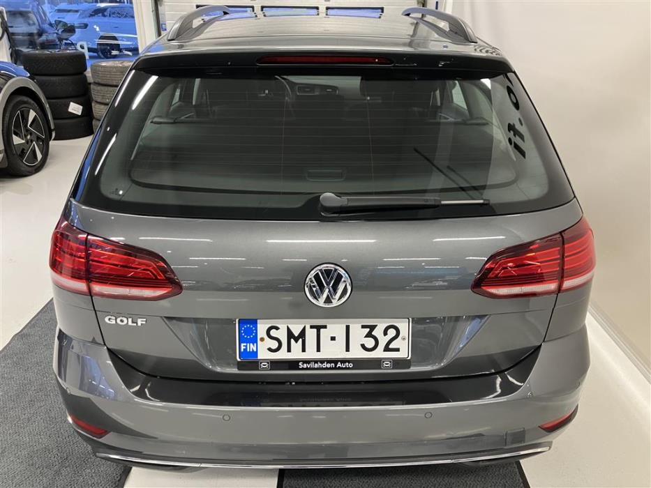 VOLKSWAGEN Golf 2018