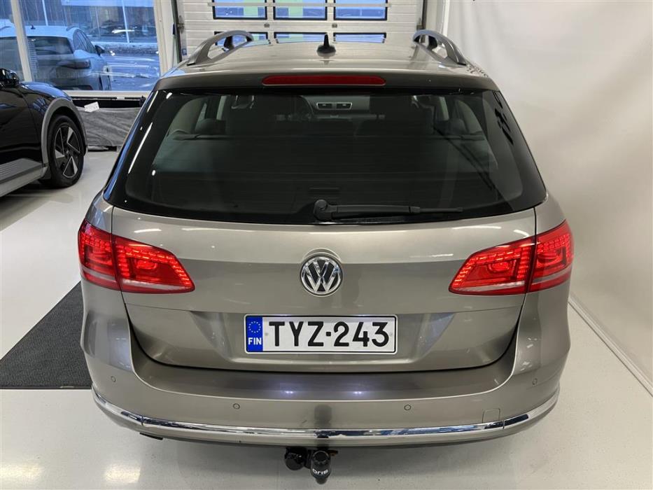 VOLKSWAGEN Passat 2013
