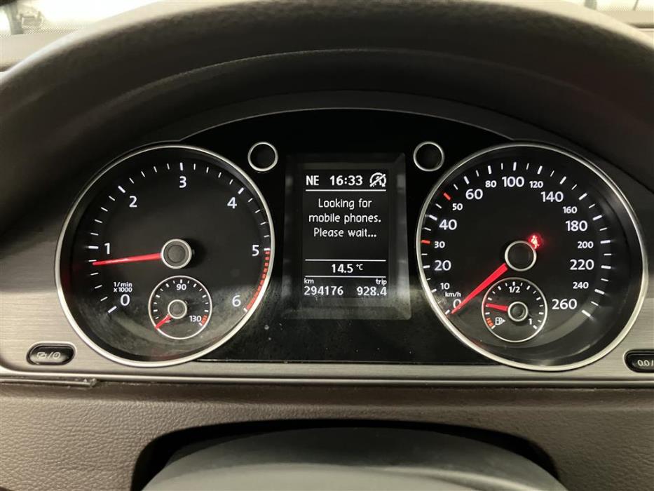 VOLKSWAGEN Passat 2013