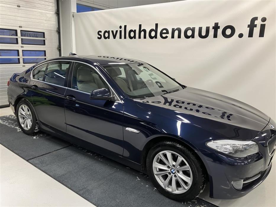 BMW 523 2011