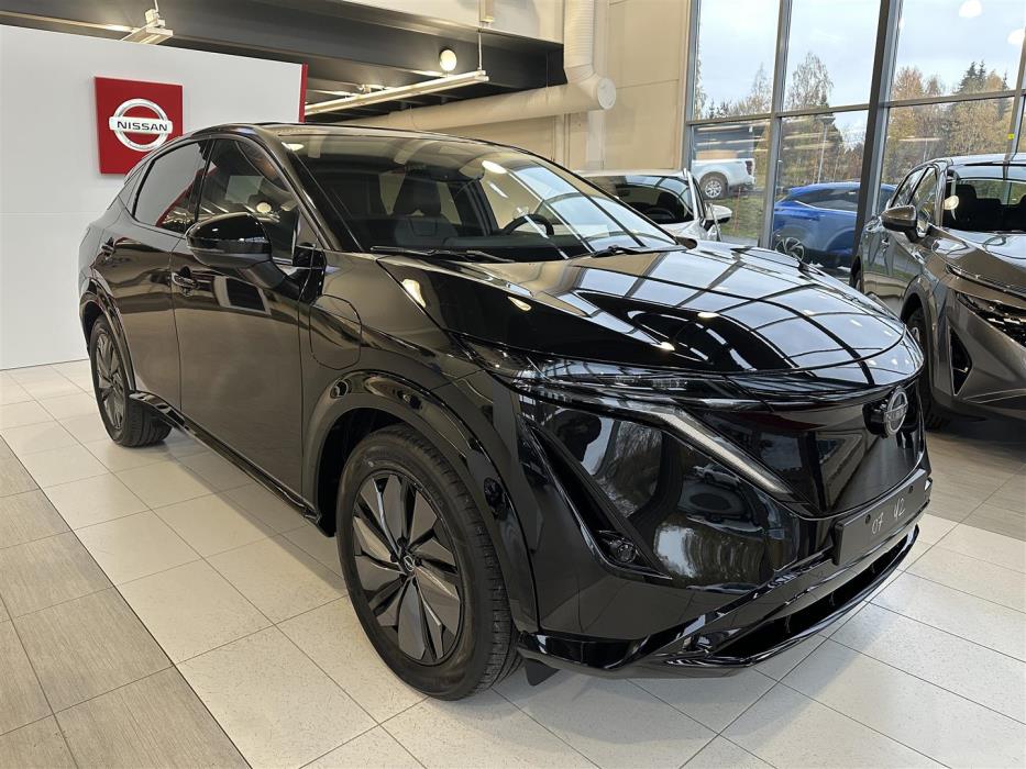 Nissan Ariya 2025