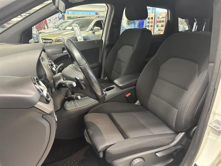 Mercedes-Benz B 2015