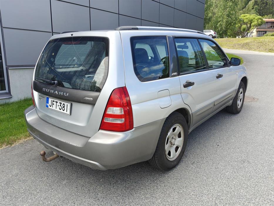 Subaru Forester 2004