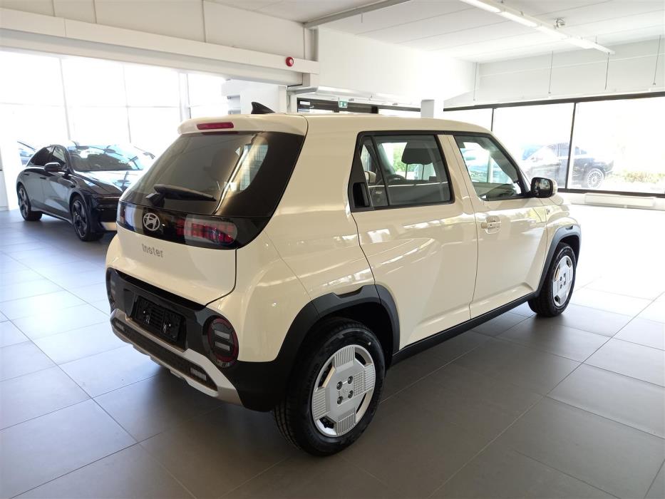 Hyundai INSTER 2026