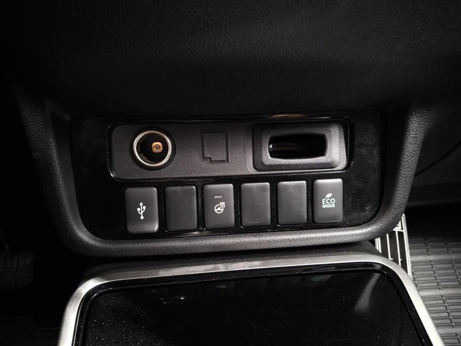 Mitsubishi Outlander PHEV 2020