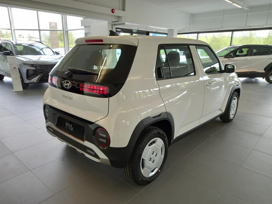 Hyundai INSTER 2026