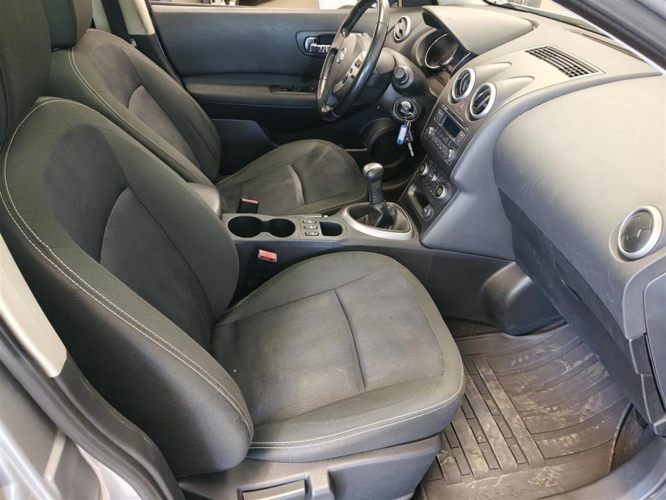Nissan Qashqai+2 2011