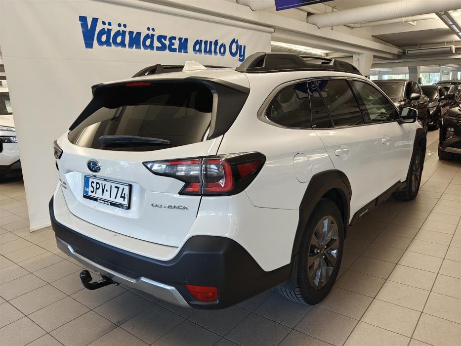 Subaru Outback 2024