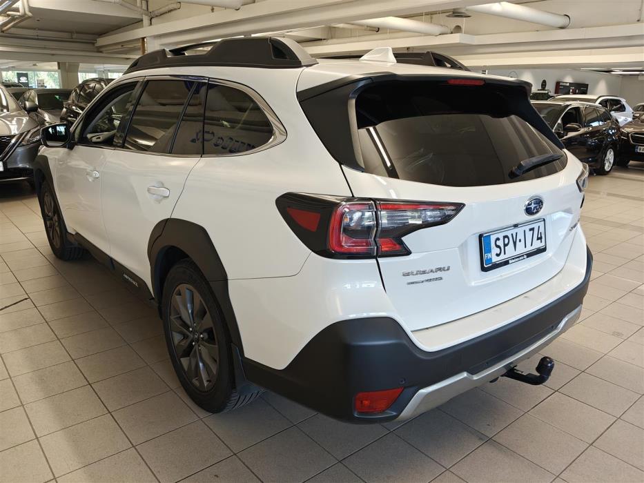 Subaru Outback 2024