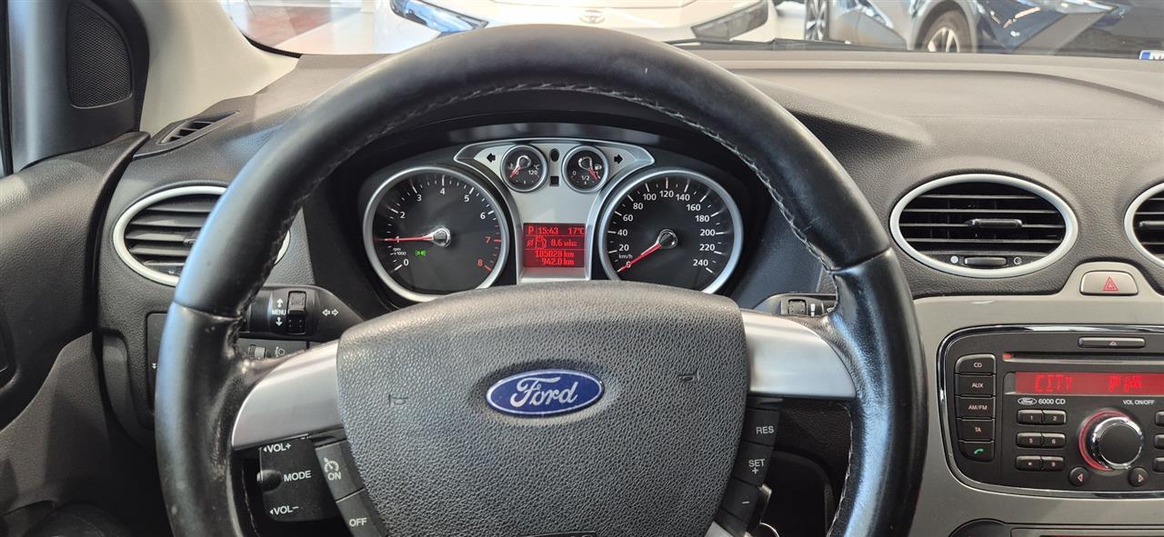 Ford Focus 2011