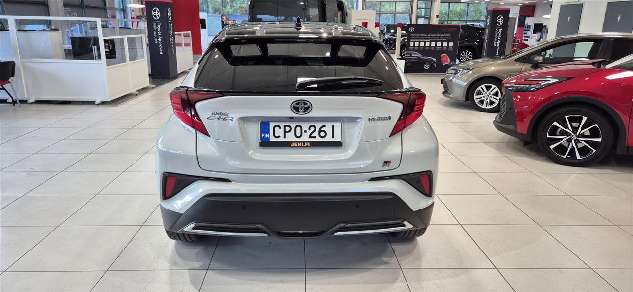TOYOTA C-HR 2021