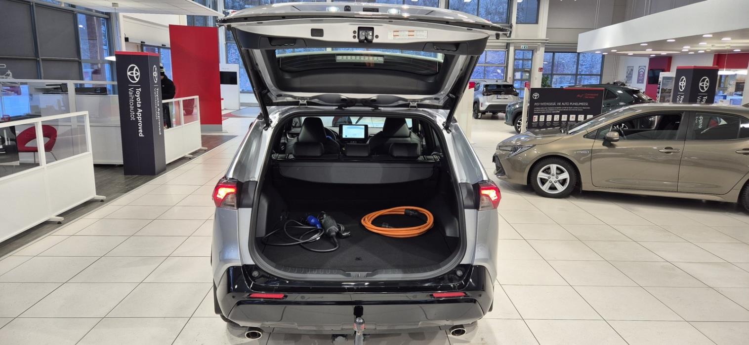 Toyota RAV4 Plug-in 2023